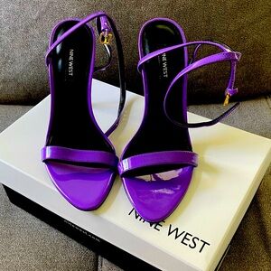 Nine West purple heels